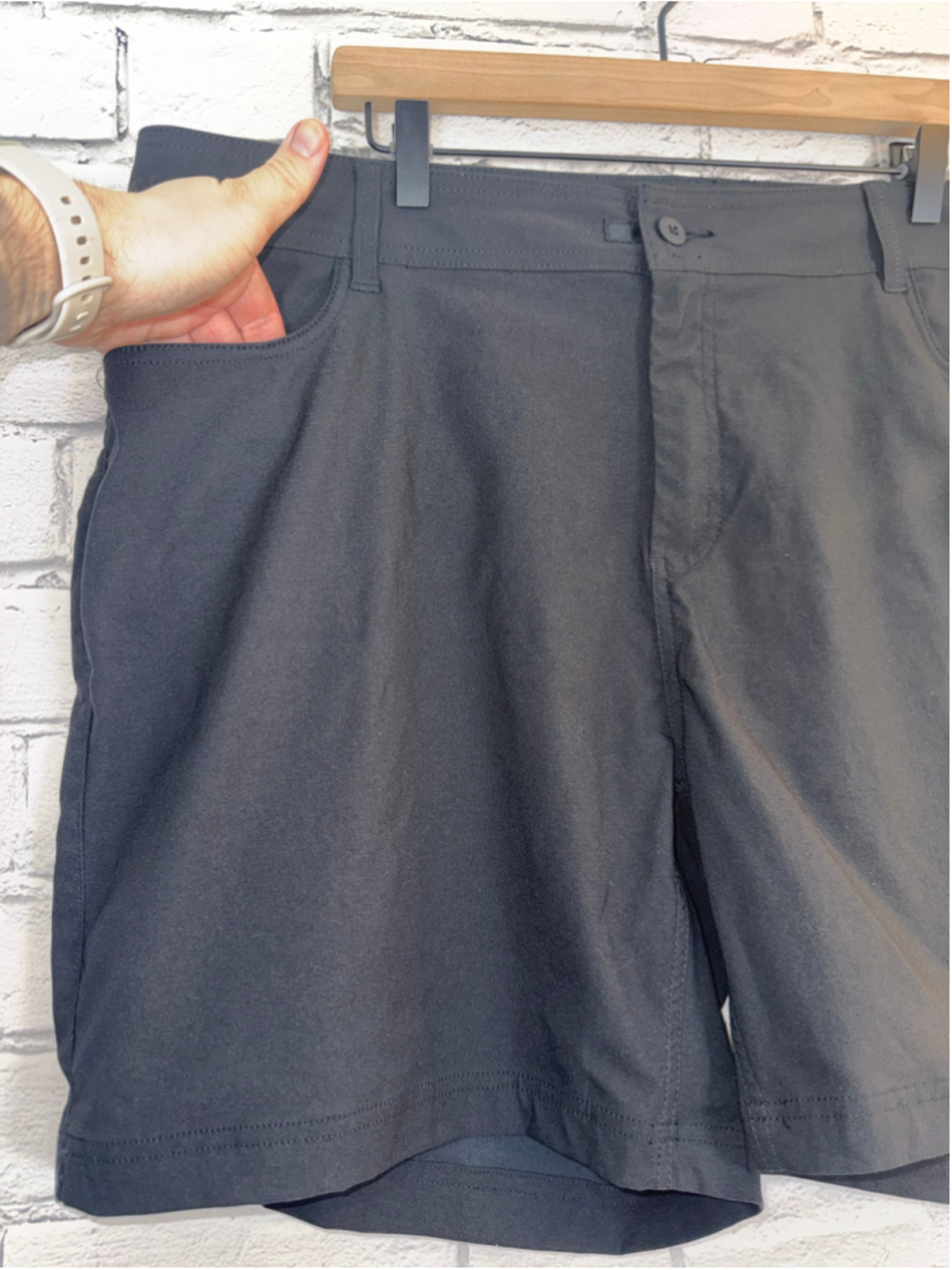 Women’s Prana Shorts size 20W Halle Short Plus II Black Hiking Active 7’ inseam - Picture 5 of 13